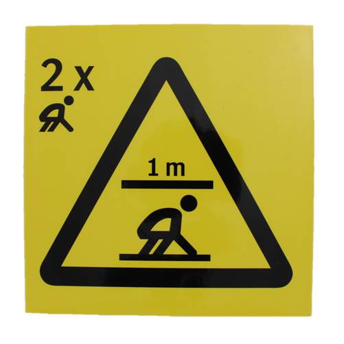 Skylt, räddningsutrymme 1m, 2 personer knästående